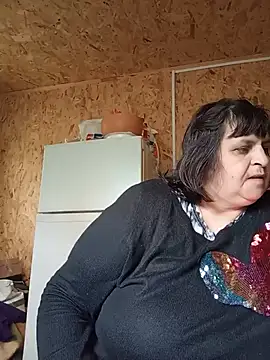 LisichkaOksana online show from May 29, 2026, 8:20 am