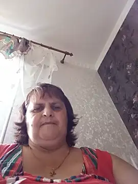 Snapshot of LisichkaOksana chatting on July 17, 2026, 9:39 am LisichkaOksana online show from July 17, 2026, 9:39 am