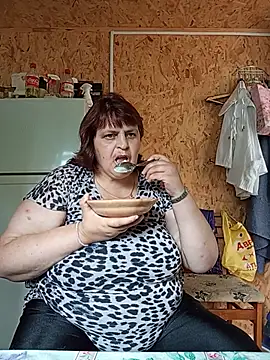 Snapshot of LisichkaOksana chatting on July 20, 2026, 11:12 am LisichkaOksana online show from July 20, 2026, 11:12 am