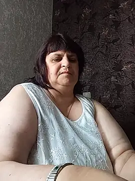 LisichkaOksana online show from June 2, 2026, 7:19 am