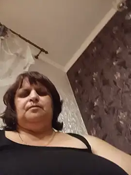 Snapshot of LisichkaOksana chatting on July 15, 2026, 7:21 pm LisichkaOksana online show from July 15, 2026, 7:21 pm