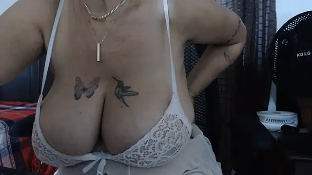 jenny milf69 online show from July 5, 2026, 1:40 pm