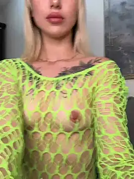 TeaseBabeXXX online show from May 23, 2026, 10:42 pm