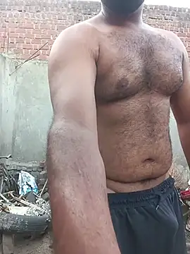 RAHULHardCoreR online show from May 25, 2026, 1:05 am
