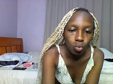 Snapshot of shaz_shy chatting on June 23, 2026, 2:20 am shaz shy online show from June 23, 2026, 2:20 am
