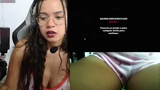 Snapshot of scarletdollof chatting on June 15, 2026, 7:02 pm scarletdollof online show from June 15, 2026, 7:02 pm