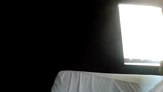 Tallhungcloudyyy online show from June 10, 2026, 11:06 pm