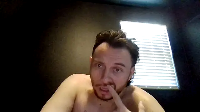 Tallhungcloudyyy online show from June 23, 2026, 6:06 pm