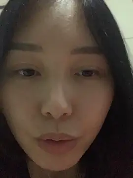 lylxili online show from May 26, 2026, 10:13 am