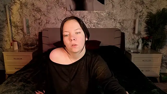 Shirley Hartt online show from May 30, 2026, 12:28 am