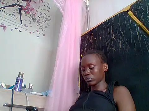 SLIM-EBONY2006 online show from June 1, 2026, 8:19 pm