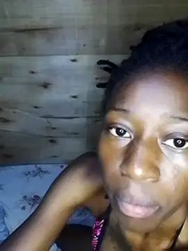 Snapshot of MyrahEbony chatting on May 24, 2026, 4:23 am MyrahEbony online show from May 24, 2026, 4:23 am