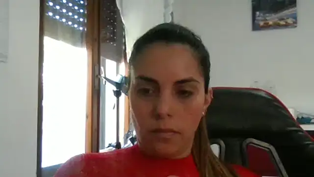CampanulaHot online show from May 26, 2026, 10:02 am