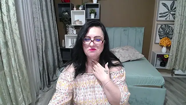 Snapshot of ValerieSmithsx chatting on July 7, 2026, 7:23 am ValerieSmithsx online show from July 7, 2026, 7:23 am