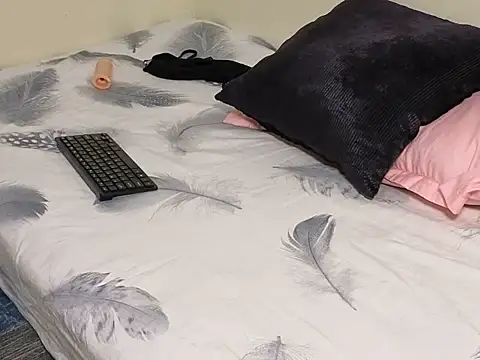 Blackcharmming online show from June 2, 2026, 4:01 am
