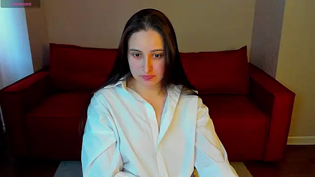 Elizabet Colllins online show from June 3, 2026, 1:06 am