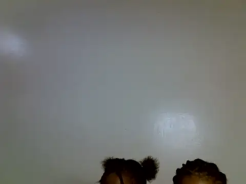 Sexy strawberina online show from June 1, 2026, 10:48 am