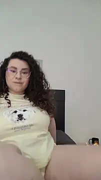 Elissa Floyd   online show from May 25, 2026, 4:34 am