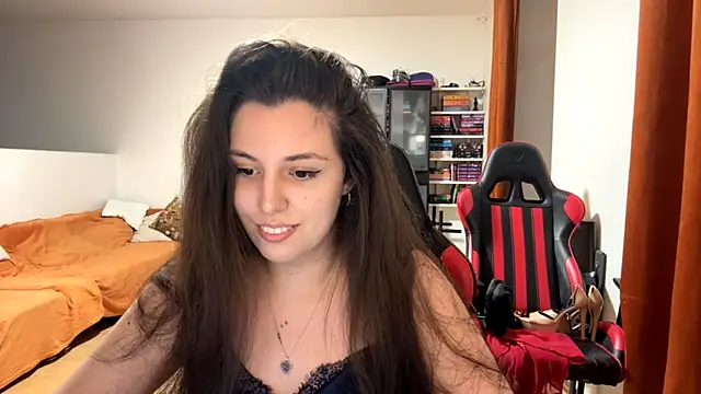 SweetFenomen67 online show from July 21, 2026, 7:04 pm