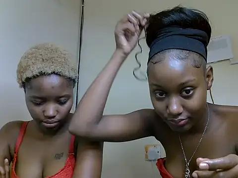 Pretty kitty48 online show from June 4, 2026, 2:49 am
