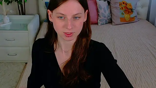 Dolce moments  online show from June 1, 2026, 5:29 am