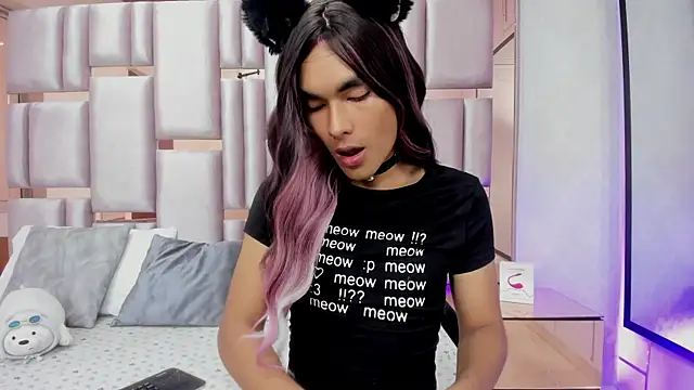 MiaBuny online show from July 8, 2026, 1:34 pm