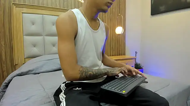 Mael Jason online show from June 2, 2026, 10:59 am