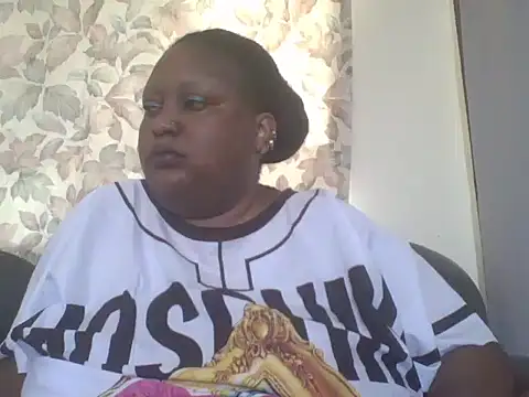 Snapshot of fat_ebonyqueen chatting on July 18, 2026, 9:07 am fat ebonyqueen online show from July 18, 2026, 9:07 am