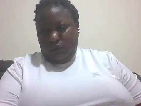 fat ebonyqueen online show from June 3, 2026, 2:44 pm