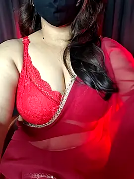 Snapshot of Dreamgirl_3 chatting on July 9, 2026, 6:29 pm Dreamgirl 3 online show from July 9, 2026, 6:29 pm