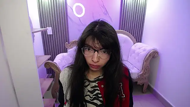 Allyshon  online show from June 4, 2026, 7:51 pm