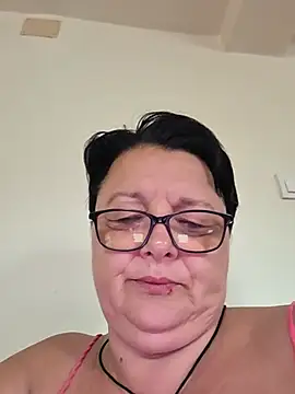 Snapshot of Diana_Diafan chatting on July 13, 2026, 6:02 am Diana Diafan online show from July 13, 2026, 6:02 am