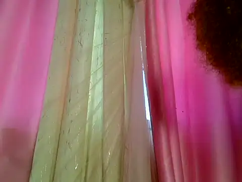 Snapshot of Sexy_bella6 chatting on July 10, 2026, 9:31 am Sexy bella6 online show from July 10, 2026, 9:31 am