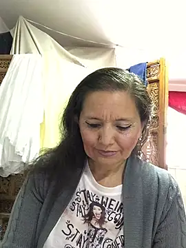 Alexa montiel online show from June 10, 2026, 2:51 pm