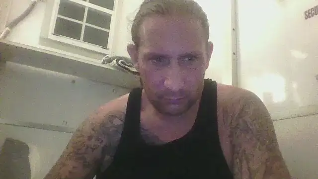 Snapshot of brazybooty92 chatting on June 17, 2026, 10:25 am brazybooty92 online show from June 17, 2026, 10:25 am