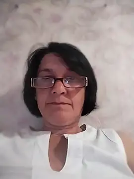 MarieSinsss online show from June 3, 2026, 5:06 pm