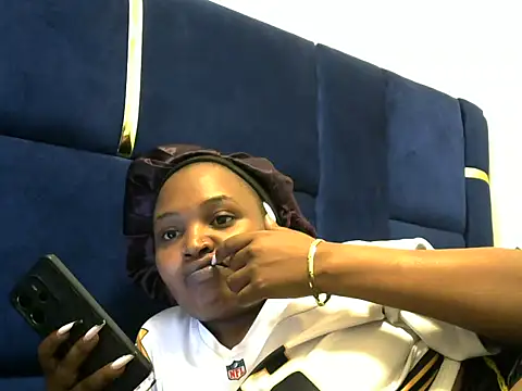 Snapshot of aliayah5 chatting on June 6, 2026, 11:26 am aliayah5 online show from June 6, 2026, 11:26 am