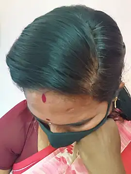 CuteTamizhachi online show from July 15, 2026, 3:46 am