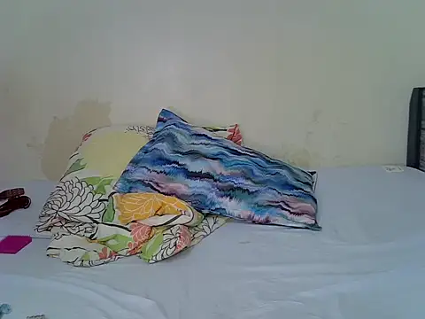 pretty siren online show from May 31, 2026, 8:09 pm