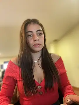 Hanna Cruz  online show from July 9, 2026, 4:28 pm