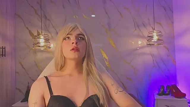 lanadoll20 online show from May 28, 2026, 3:47 am