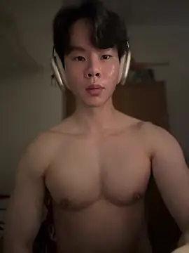 ivanzhuuu online show from July 26, 2026, 5:42 pm