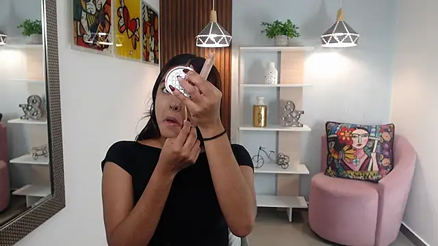  Lucy Grey  online show from May 22, 2026, 11:08 am