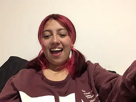 Emma Cut online show from June 4, 2026, 1:32 am