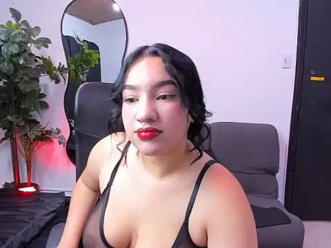 afroditta hill online show from May 23, 2026, 3:16 am