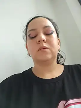 Meganmeow1 online show from July 16, 2026, 9:12 pm