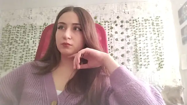 Pollykiss online show from July 16, 2026, 10:45 am