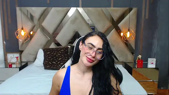 Snapshot of MartinaaFit chatting on June 27, 2026, 12:22 pm MartinaaFit online show from June 27, 2026, 12:22 pm