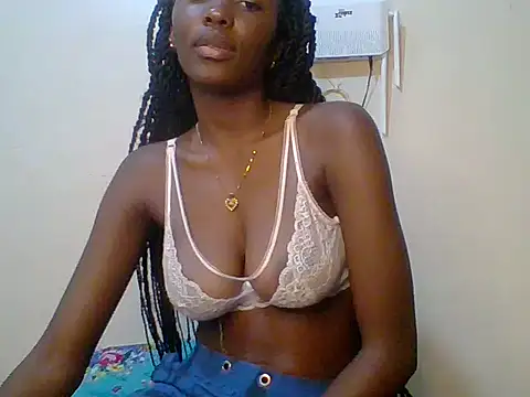 Shania loveer online show from June 3, 2026, 8:02 pm