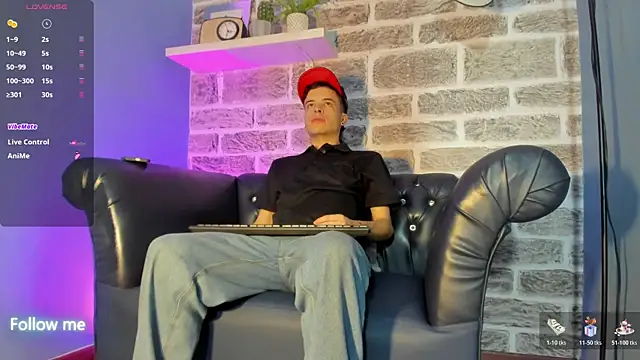 kevinn bluee online show from May 25, 2026, 9:02 pm